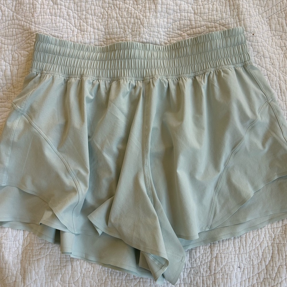 lululemon shake it out high rise running short